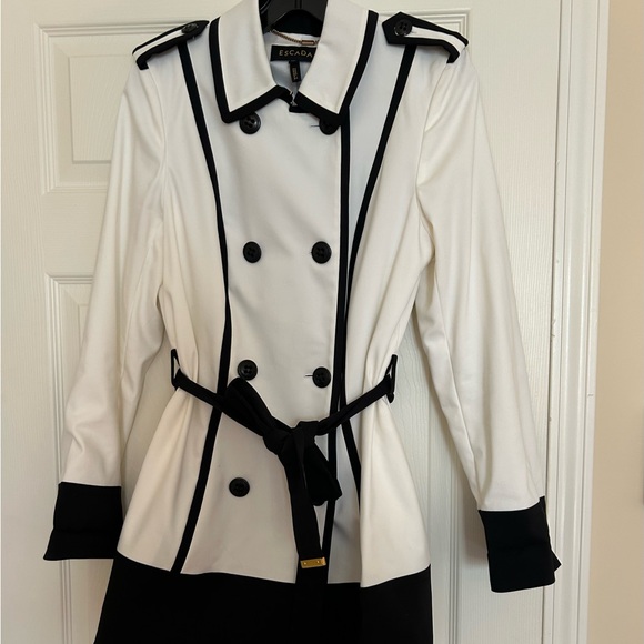 ESCADA trench jacket size 40/8 in great condition - Picture 1 of 7